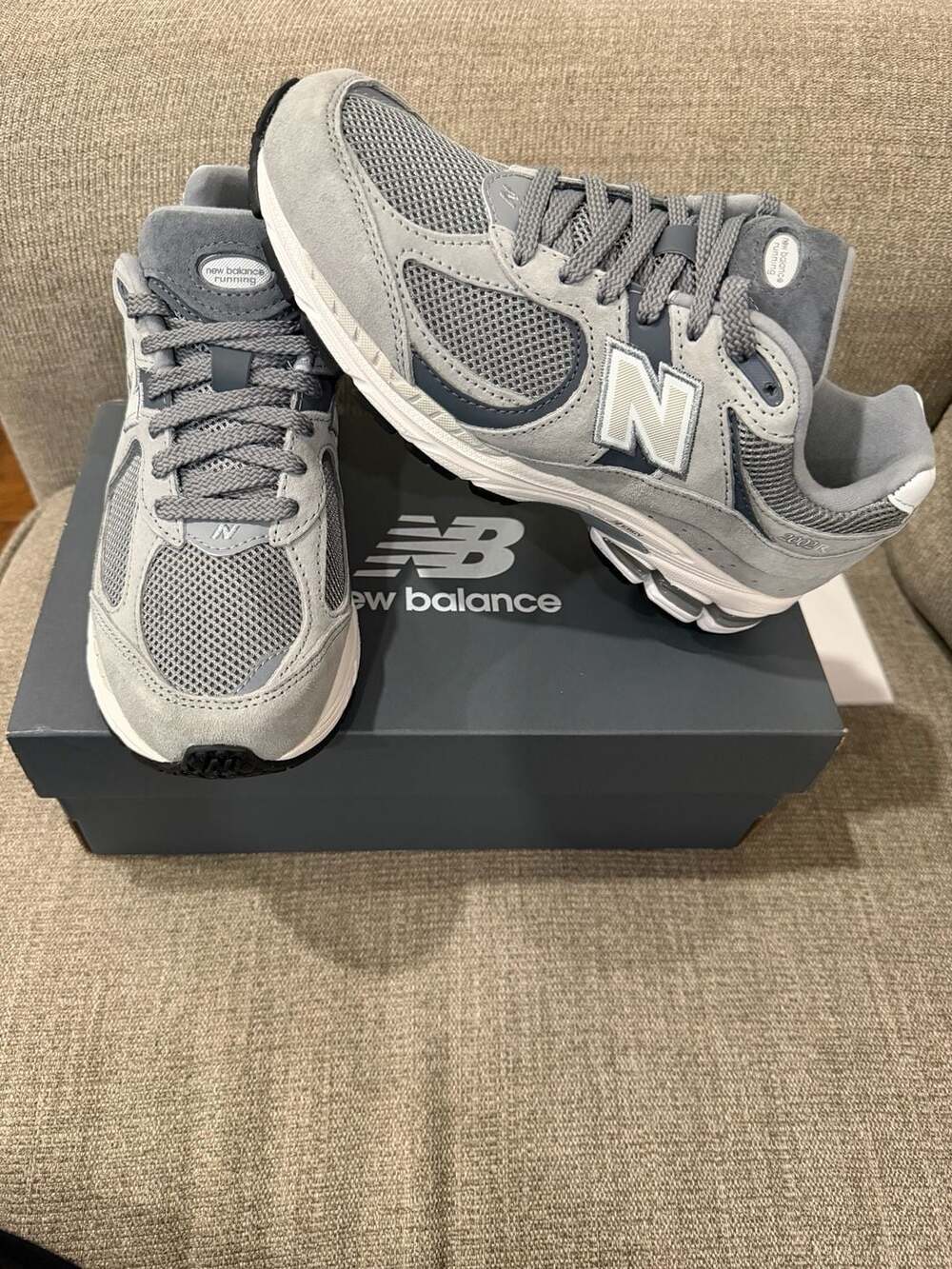New Balance 2002R Grey Running Shoes Size 5 US M